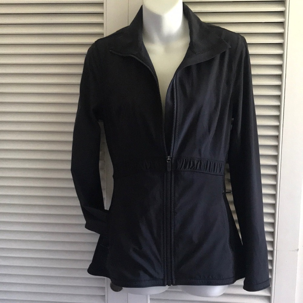 Lululemon Jacket. Excellent Condition.